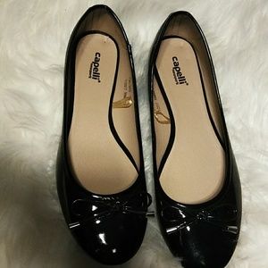 Capelli New York flats size 7